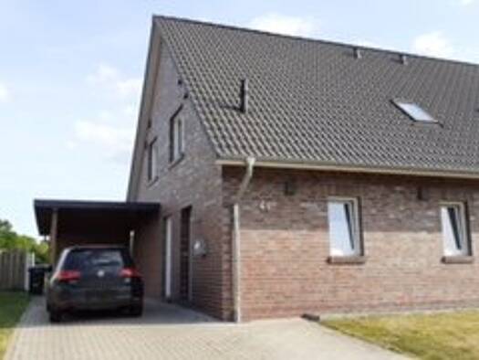 Doppelhaushälfte zur Miete 750 € 4 Zimmer 100 m² 400 m² Grundstück frei ab 01.10.2026 Wiesens Aurich 26605