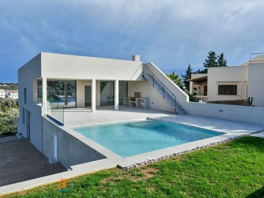 Villa zum Kauf - Erstbezug provisionsfrei 1.995.000 € 6 Zimmer 295 m² 1.069,6 m² Grundstück frei ab sofort Portopetro Mallorca