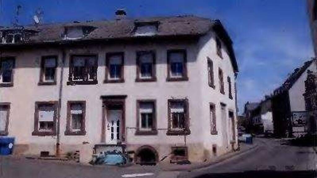 Reihenendhaus zum Kauf provisionsfrei 95.800 € 1 Zimmer 260 m² 151 m² Grundstück Speicher 54662