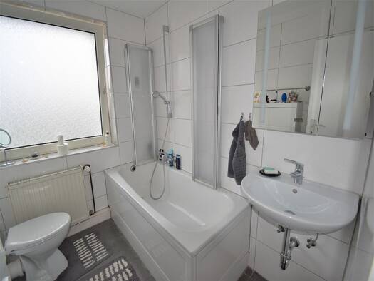 Mehrfamilienhaus zum Kauf als Kapitalanlage geeignet 769.000 € 13 Zimmer 327 m² 494 m² Grundstück Metzkausen Mettmann 40822