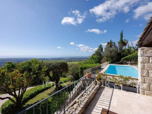 Einfamilienhaus zum Kauf provisionsfrei 1.550.000 € 7 Zimmer 200 m² 7.537 m² Grundstück Plan de Noves Vence 06140