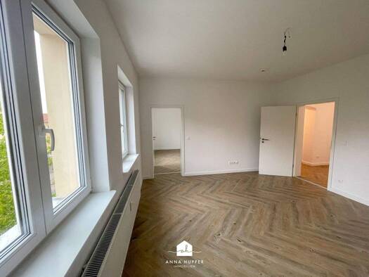 Wohnung zur Miete 380 € 2 Zimmer 47,6 m² 2. Geschoss frei ab sofort Trebnitzer Straße 10 Innenstadt Gera 07545