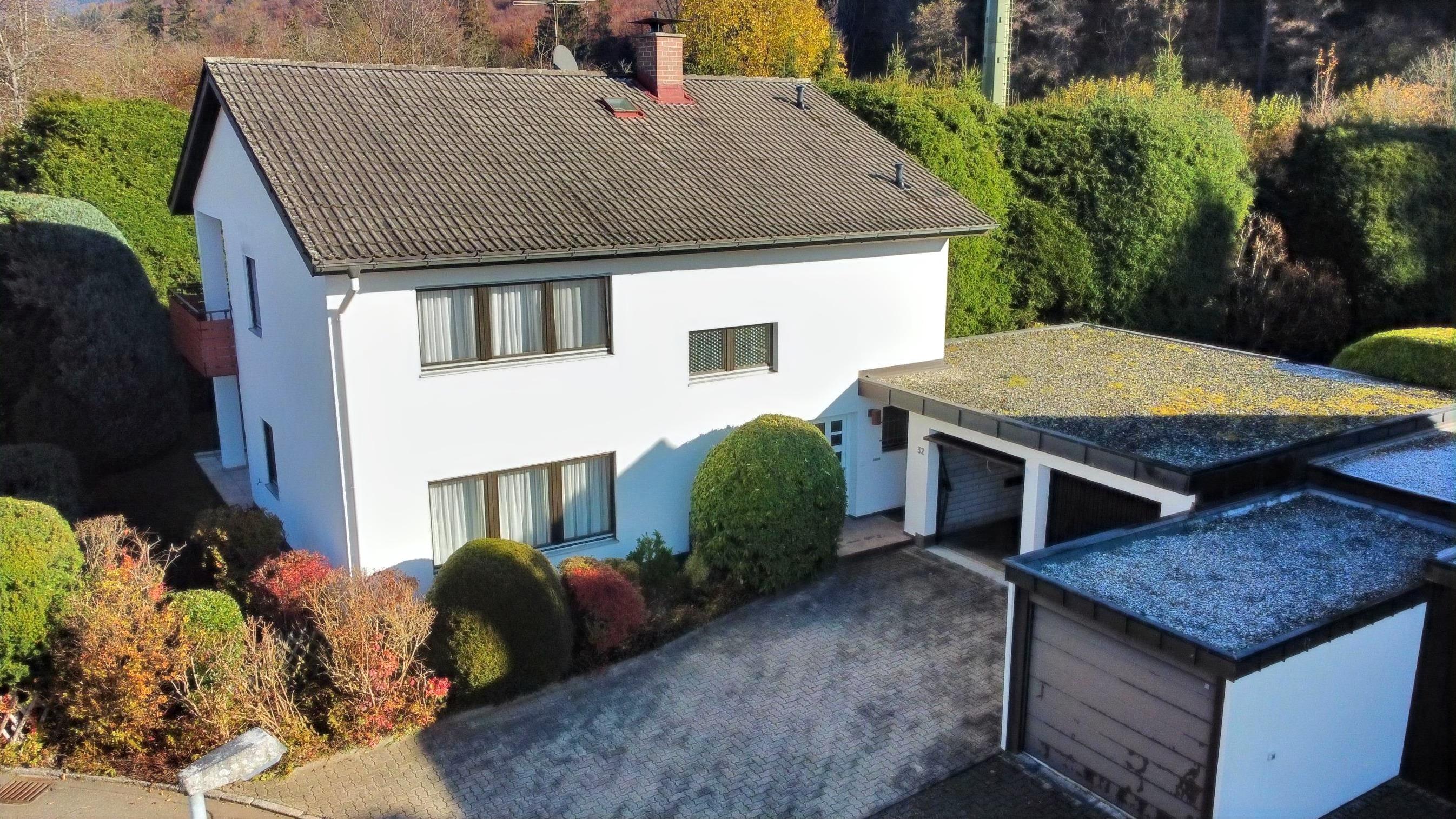 Einfamilienhaus zum Kauf 625.000 € 5 Zimmer 148,5 m²<br/>Wohnfläche 843 m²<br/>Grundstück 01.03.2025<br/>Verfügbarkeit Schopfheim Schopfheim 79650