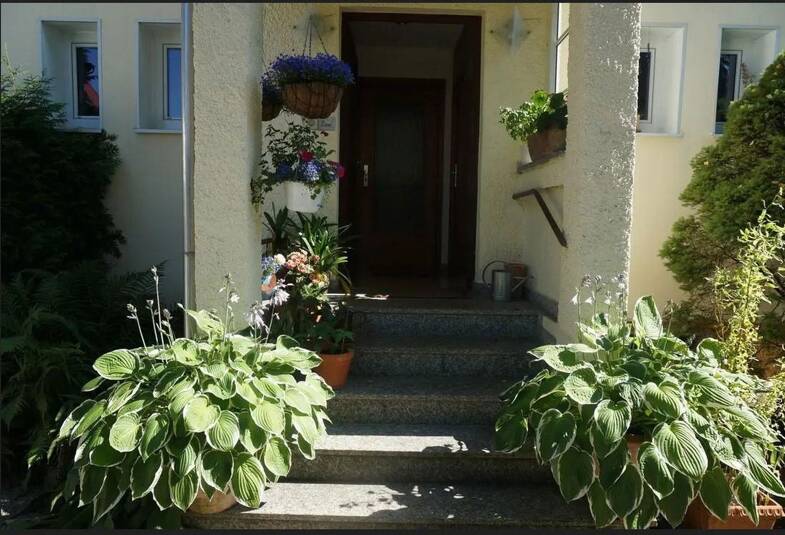 Wohnung zur Miete 1.300 € 2 Zimmer 60 m² EG frei ab 01.07.2025 Harlaching München 81545