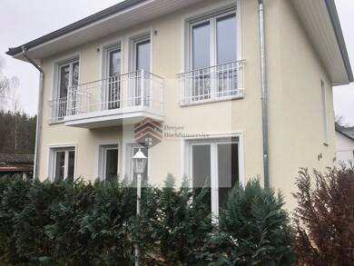 Einfamilienhaus zur Miete 2.700 € 5 Zimmer 122,4 m² 400 m² Grundstück frei ab 01.09.2025 Berlin 14089