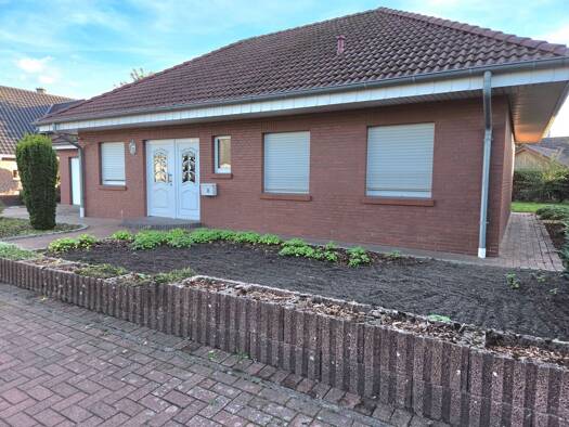 Bungalow zur Miete 1.000 € 3 Zimmer 110 m² 600 m² Grundstück frei ab 01.11.2026 Grasdorf Neuenhaus 49828