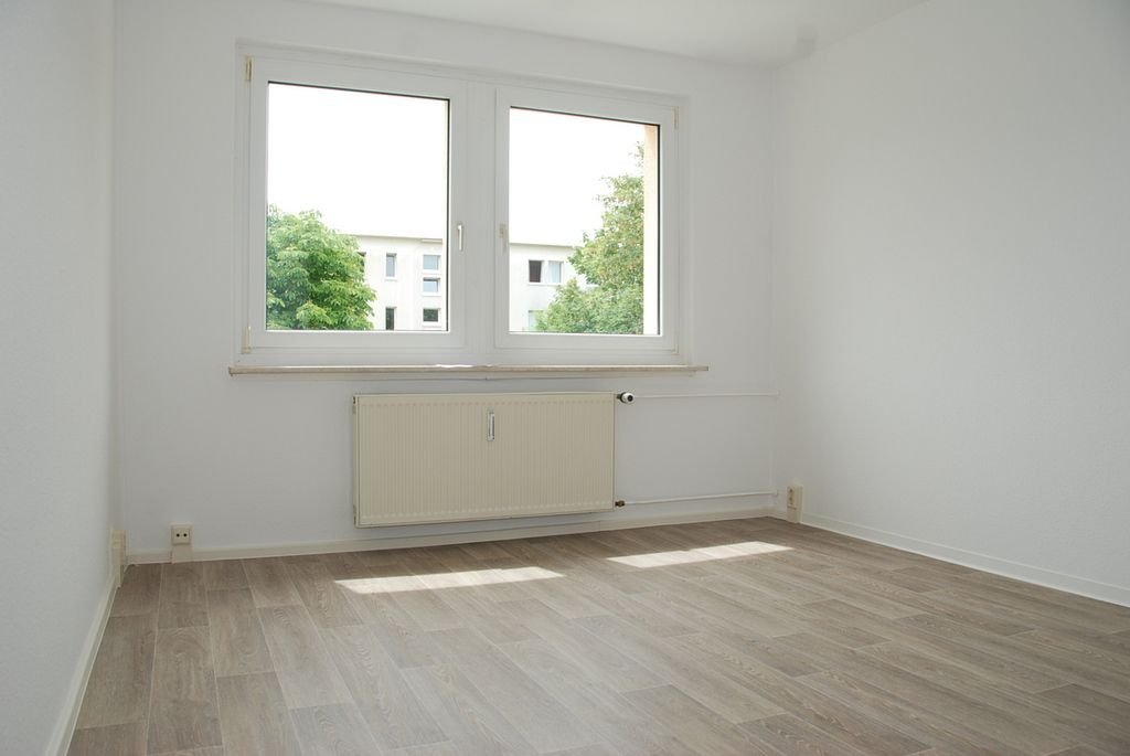 Wohnung zur Miete 310 € 3 Zimmer 56,4 m²<br/>Wohnfläche 3.<br/>Geschoss L.-Ebersberger-Str. 19 Gablenz 245 Chemnitz 09127