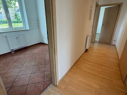 Wohnung zur Miete 399 € 3 Zimmer 60 m² Sachsenring 51 Gablenz Gablenz 09127