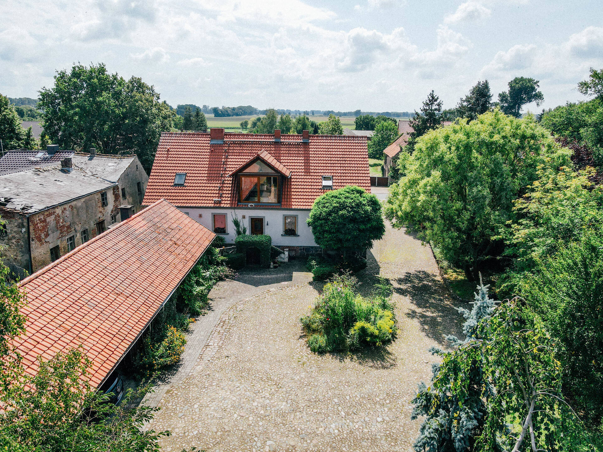 Einfamilienhaus zum Kauf 590.000 € 7 Zimmer 250 m²<br/>Wohnfläche 3.114 m²<br/>Grundstück Langen Fehrbellin-Langen 16818