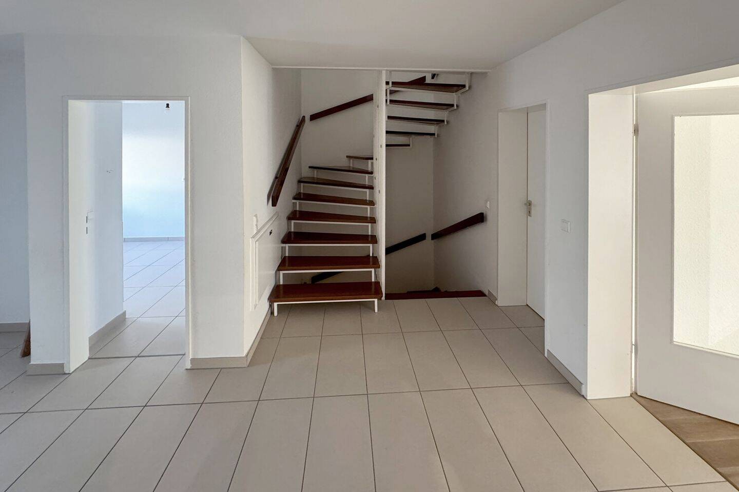 Reihenmittelhaus zum Kauf - Mehr