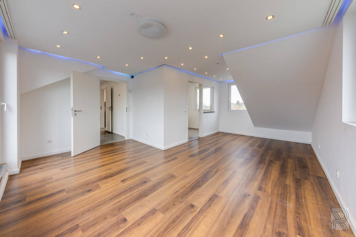Wohnung zum Kauf 190.000 € 4 Zimmer 67,2 m²<br/>Wohnfläche 4.<br/>Geschoss Aachen Aachen 52078