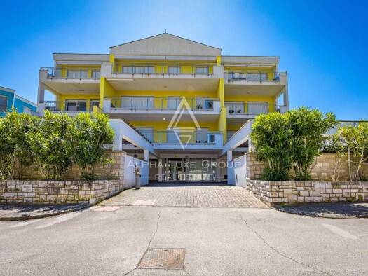 Wohnung zum Kauf 561.415 € 3 Zimmer 132 m² 1. Geschoss Savudrija, Umag Zambratija