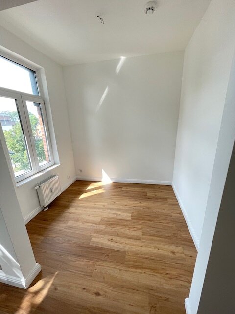 Wohnung zur Miete 670 € 2 Zimmer 67 m²<br/>Wohnfläche 1.<br/>Geschoss ab sofort<br/>Verfügbarkeit Innenstadt, Bez. 8 Geesthacht 21502