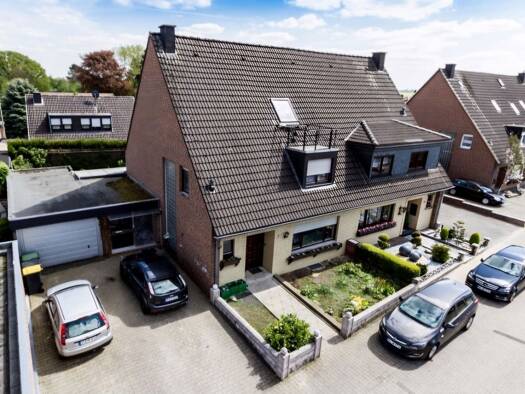 Wohnung zur Miete 350 € 2 Zimmer 54 m² Geschoss 1/2 frei ab 01.12.2025 Holtum Wegberg 41844