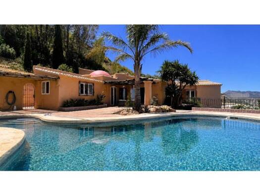 Villa zum Kauf 360.000 € 3 Zimmer 164 m² 1.430 m² Grundstück Turre 04639