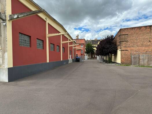 Lagerhalle zur Miete provisionsfrei 4 € 1.900 m² Lagerfläche teilbar ab 450 m² Bahnhofstraße 55 Zerbst Zerbst/Anhalt 39261