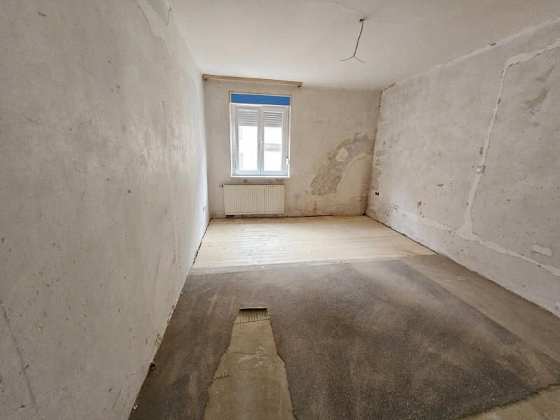 Mehrfamilienhaus zum Kauf 130.000 € 12 Zimmer 240 m²<br/>Wohnfläche 200 m²<br/>Grundstück Westl. Stadtgeb. - Imserbühl-Gottelsberg Pirmasens 66954