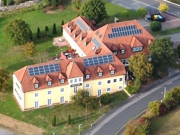 Hotel zum Kauf provisionsfrei 28 Zimmer 445 m² Gastrofläche 4.041 m² Grundstück Zum weißen Kreuz 20 Oberthulba 97723