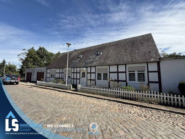 Einfamilienhaus zum Kauf 49.000 € 6 Zimmer 135 m² 870 m² Grundstück Biesenthal Bismark (Altmark) 39629