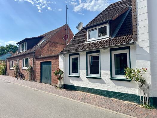 Mehrfamilienhaus zum Kauf 379.000 € 15 Zimmer 434,5 m² 777 m² Grundstück Wöhrden 25797