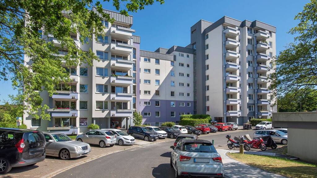 Wohnung zur Miete 683 € 4 Zimmer 89 m² EG frei ab 01.06.2026 Artur-Sommer-Straße 1 Lennep Remscheid 42897