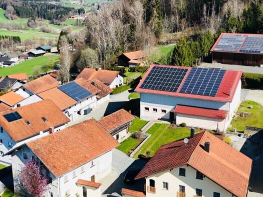 Einfamilienhaus zum Kauf als Kapitalanlage geeignet 819.000 € 7 Zimmer 230 m² Auerbach Waldkirchen 94065