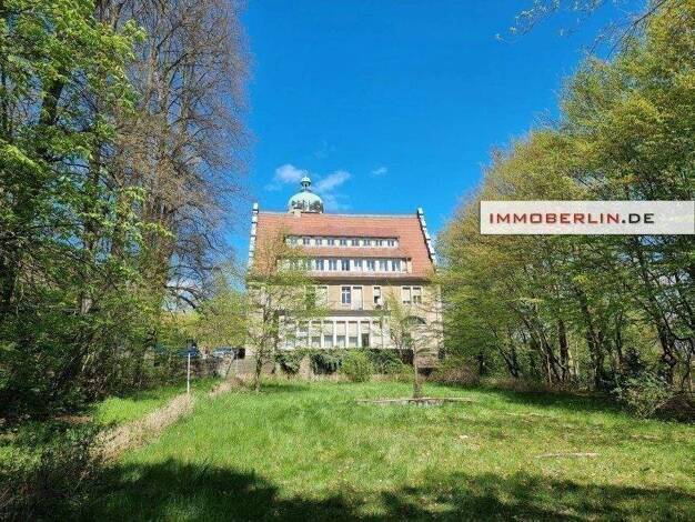 Mehrfamilienhaus zum Kauf als Kapitalanlage geeignet 950.000 € 75 Zimmer 2.750 m² 43.820 m² Grundstück Helmsdorf Stolpen 01833