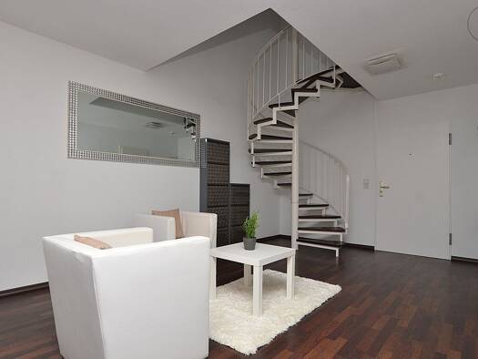 Wohnung zur Miete auf Zeit 1.075 € 2 Zimmer 65 m² frei ab sofort Lengfeld Würzburg 97076