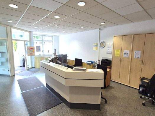 Bürofläche zur Miete 2.300 € 3 Zimmer 250 m² Bürofläche teilbar ab 100 m² Oberhausen 46117