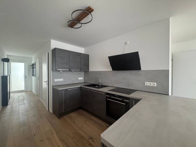 Wohnung zur Miete 890 € 3 Zimmer 78,6 m² frei ab 01.09.2026 Innenstadt Kaiserslautern 67655