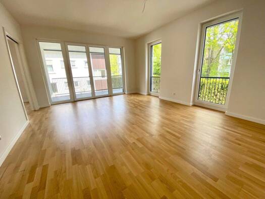 Wohnung zur Miete 1.310 € 2 Zimmer 68 m² Petershausen Konstanz 78464
