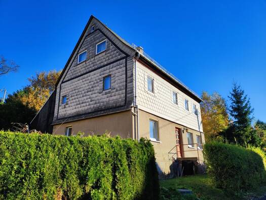 Einfamilienhaus zum Kauf 129.000 € 8 Zimmer 100 m² 950 m² Grundstück frei ab sofort Grüna Chemnitz 09224