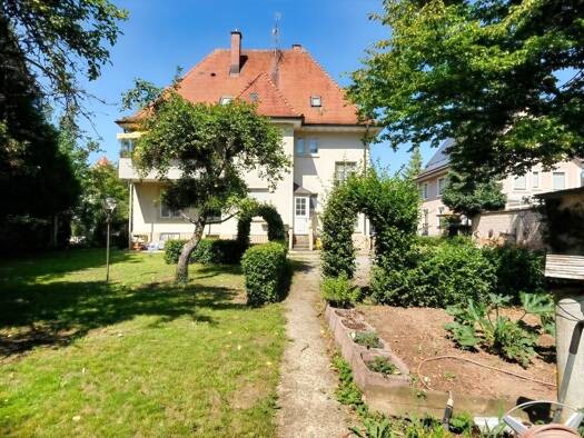 Mehrfamilienhaus zum Kauf 595.000 € 11 Zimmer 228 m² 1.342 m² Grundstück Gottmadingen 78244