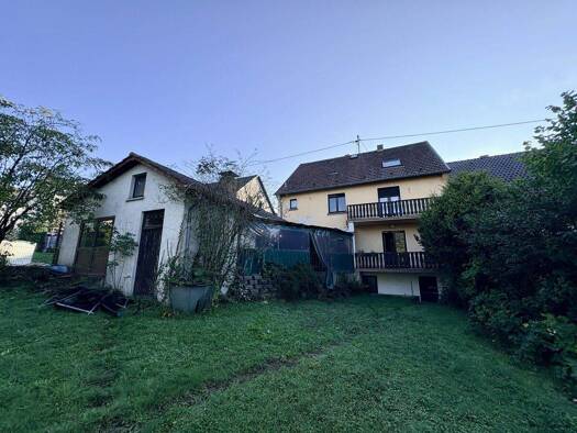 Einfamilienhaus zum Kauf 199.000 € 8 Zimmer 214 m² 618 m² Grundstück Ommersheim Mandelbachtal / Ommersheim 66399