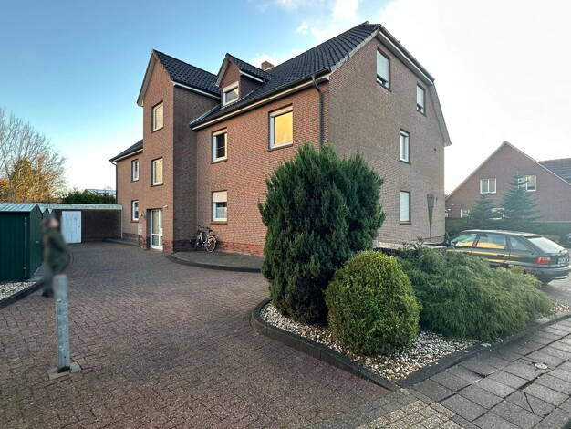 Wohnung zur Miete 750 € 3 Zimmer 75 m² 2. Geschoss Lindenstraße 8 Westerholt 26556