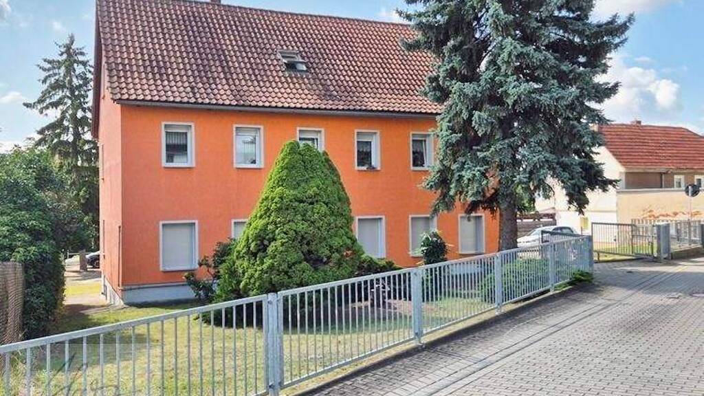 Mehrfamilienhaus zum Kauf 285.000 € 10 Zimmer 294,8 m² 2.200 m² Grundstück Schulgasse 1 Pausitz Riesa 01589