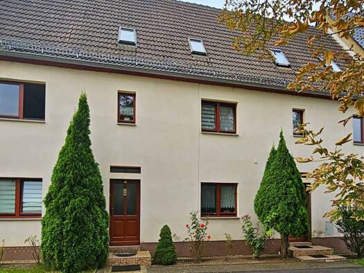 Mehrfamilienhaus zum Kauf 240.000 € 10 Zimmer 277 m² 1.686 m² Grundstück August-Bebel-Straße 10+11 Rothenburg Wettin-Löbejün 06193