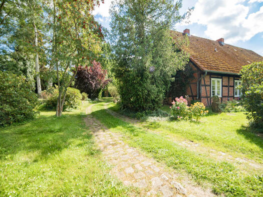 Haus zum Kauf 385.000 € 5 Zimmer 130 m² 2.704 m² Grundstück Quickborn Gusborn 29476