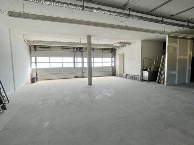 Lagerhalle zur Miete provisionsfrei 2.200 € 260 m² Lagerfläche Hirschlanden Ditzingen 71254