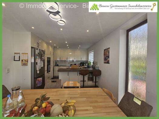 Mehrfamilienhaus zum Kauf 8,5 Zimmer 260 m² 474 m² Grundstück frei ab sofort Unterkochen Aalen 73432