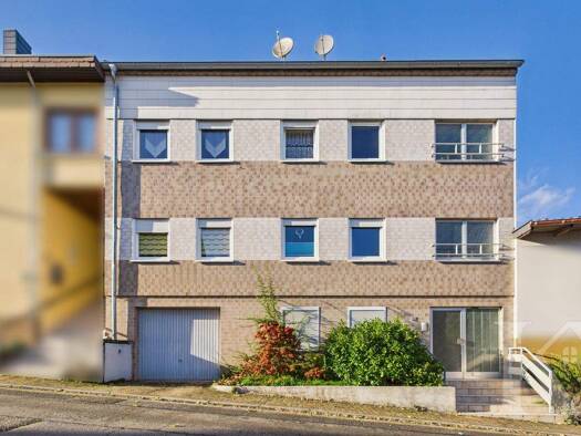 Wohnung zur Miete 530 € 3 Zimmer 92,1 m² 2. Geschoss frei ab 01.01.2026 Großrosseln 66352