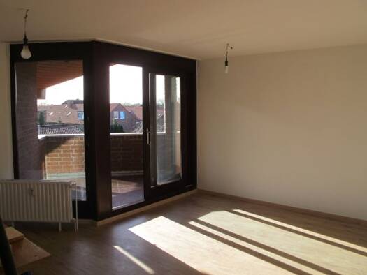Wohnung zur Miete 590 € 2,5 Zimmer 68 m² Geschoss 2/3 frei ab 15.10.2026 Stade Stade 21680