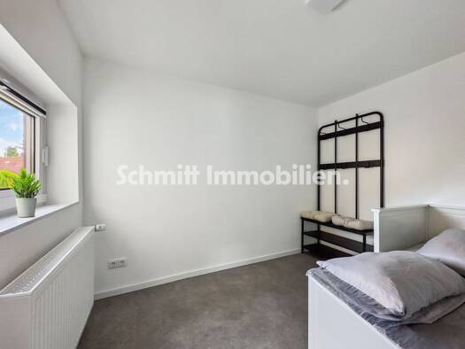 WG-Zimmer zur Miete Wohnen auf Zeit 450 € 10 m² 1. Geschoss frei ab sofort Schwanheim Frankfurt am Main 60529