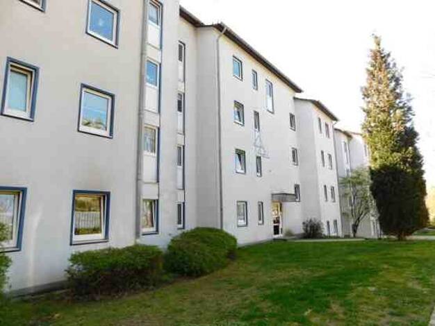 Wohnung zur Miete nur mit Wohnberechtigungsschein 445 € 3 Zimmer 75,6 m² 1. Geschoss frei ab 19.09.2026 Ferdinand-Lassalle-Straße 33 Ronsdorf Ronsdorf-Mitte / Nord 42369