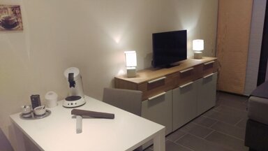 Wohnung zur Miete Wohnen auf Zeit 1.190 € 2 Zimmer 35 m² frei ab 16.11.2024 Friedrich-Ebert-Straße Wiesdorf - West Leverkusen 51373