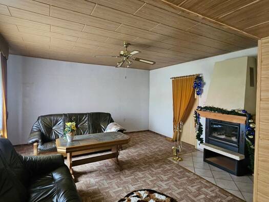 Einfamilienhaus zum Kauf 178.000 € 4 Zimmer 125 m² 1.271 m² Grundstück frei ab sofort Vogelsang 15890
