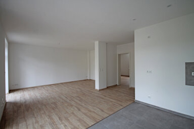 Wohnung zur Miete 1.150 € 4 Zimmer 115 m² frei ab sofort Albert-Einstein-Straße 28 Leuna Leuna 06237