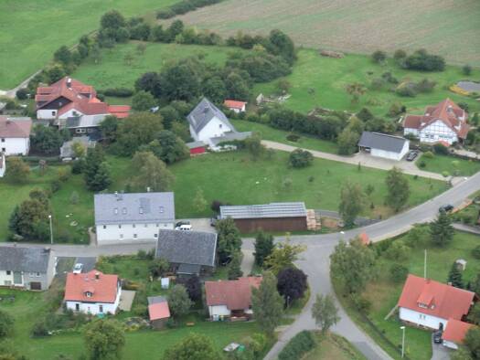 Einfamilienhaus zur Miete 1.150 € 5 Zimmer 180 m² frei ab sofort Am Berg 4 Drossenhausen Meeder 96484