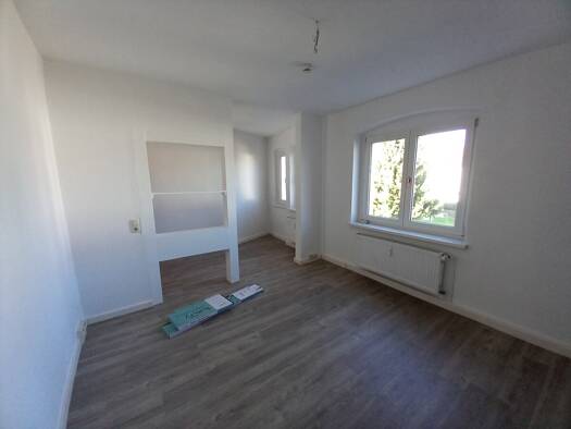 Wohnung zur Miete 288 € 2 Zimmer 48 m² 1. Geschoss frei ab sofort Gößnitz 04639