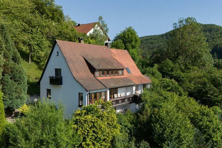 Einfamilienhaus zum Kauf 429.000 € 4 Zimmer 162,9 m²<br/>Wohnfläche 1.570 m²<br/>Grundstück Pommelsbrunn Pommelsbrunn 91224